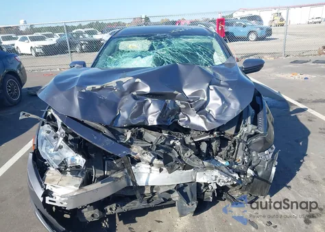 2018 Honda Civic Lx z USA, uszkodzony, nr VIN 2HGFC2F57JH556045